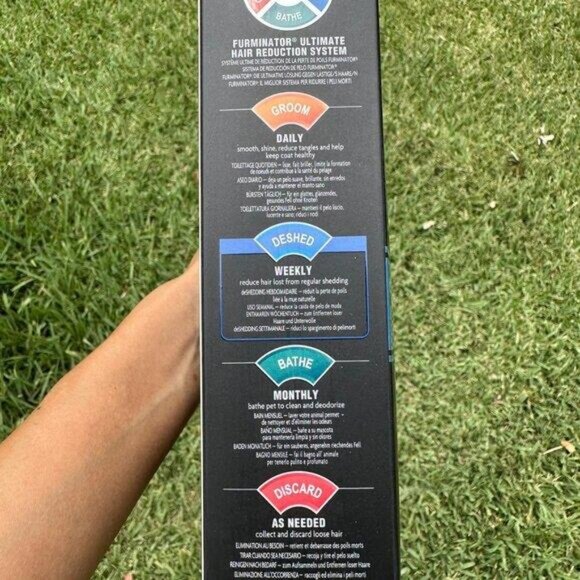 FURminator Long Hair deShedding Tool for Large Dogs New Pet Brush - Picture 3 of 6